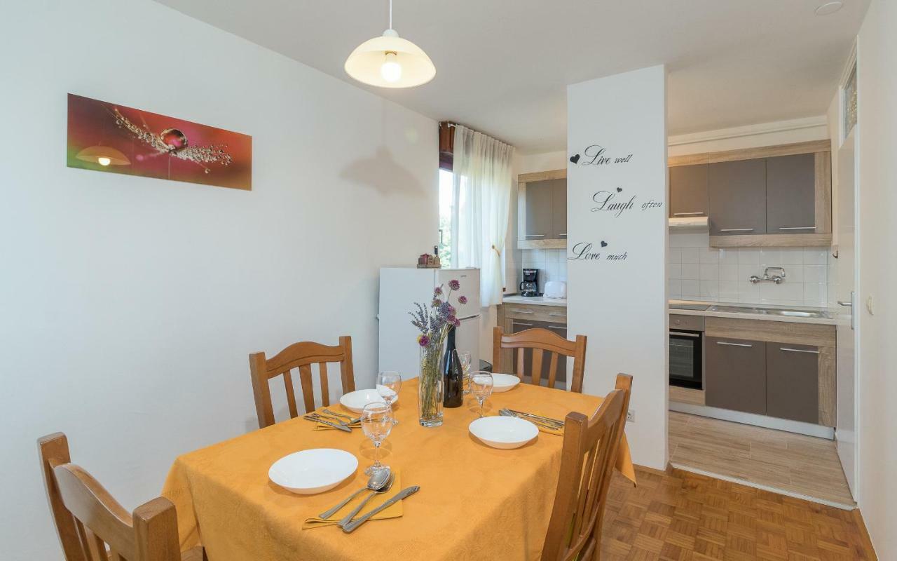 Apartment Maestral Pula Zewnętrze zdjęcie